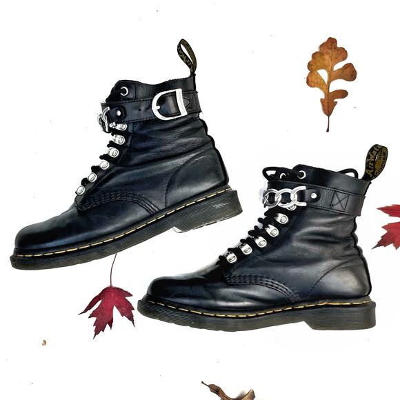 Dr. Martens 1460 Pascal Chain Black Leather Combat Boots | Punk Grunge Classic - Picture 1 of 16